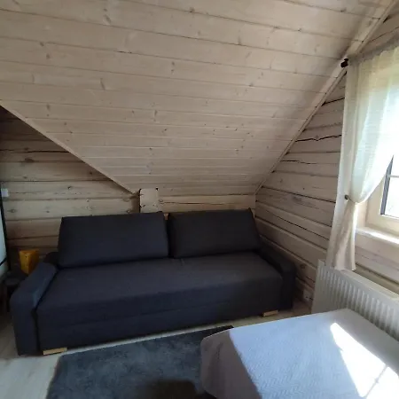 Grey Pine House Apartment