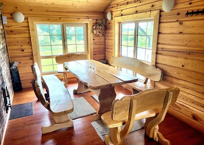 Grey Pine House Apartment